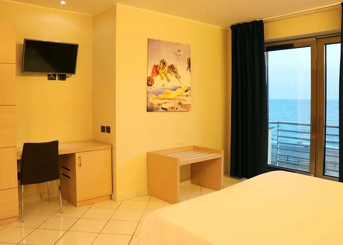 Ancora - Faiano Hotel